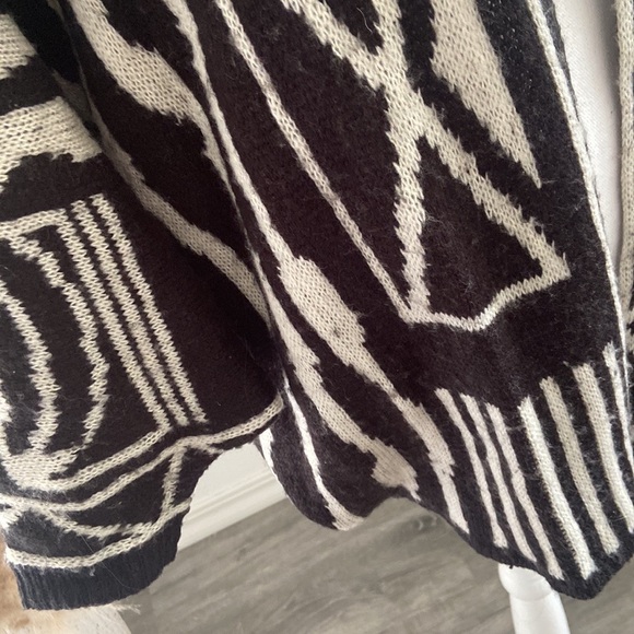 Nordstrom BP black white open sweater cardigan aztec sweater oversize kimono S - Picture 15 of 16